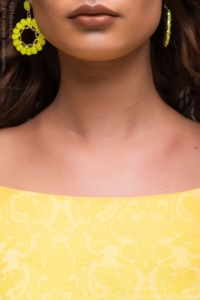 Купить Короткое платье желтого цвета с бантиками на плечах в магазине женской одежды в Воронеже