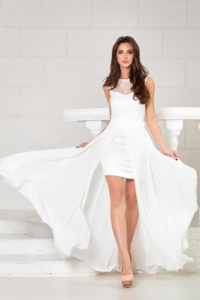 Свадебное платье-трансформер 2 в 1 цвета айвори купить в Воронеже