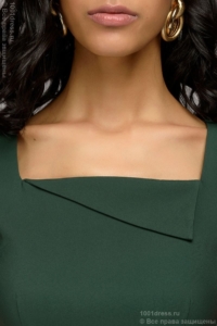 Купить Платье-футляр зеленого цвета с драпировкой на талии и короткими рукавами в магазине женской одежды в Воронеже