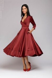 Бордовое платье миди с глубоким декольте и рукавами 3/4 купить в интернет-магазине