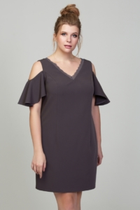 Короткое платье цвета мокко с открытыми плечами и воланами большого размера купить в интернет-магазине