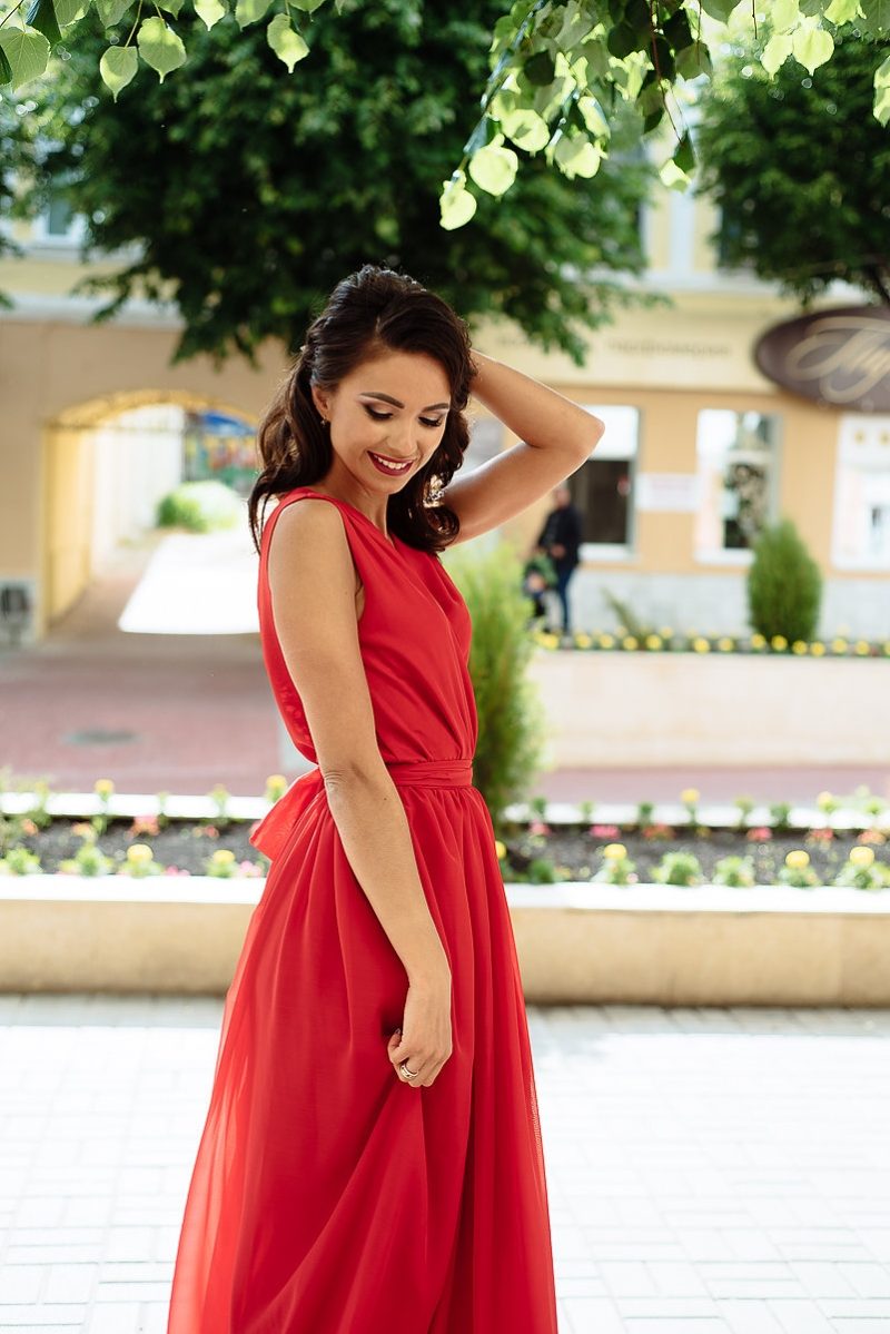 Красное платье в пол в греческом стиле из шифона заказать с примеркой