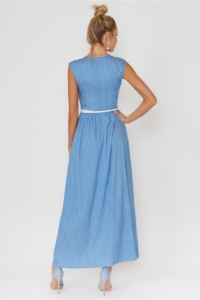 Купить Длинное голубое платье без рукавов в мелкий горошек в интернет-магазине